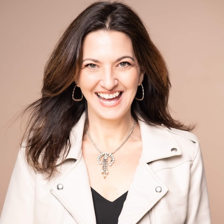 Tracey Erin Smith